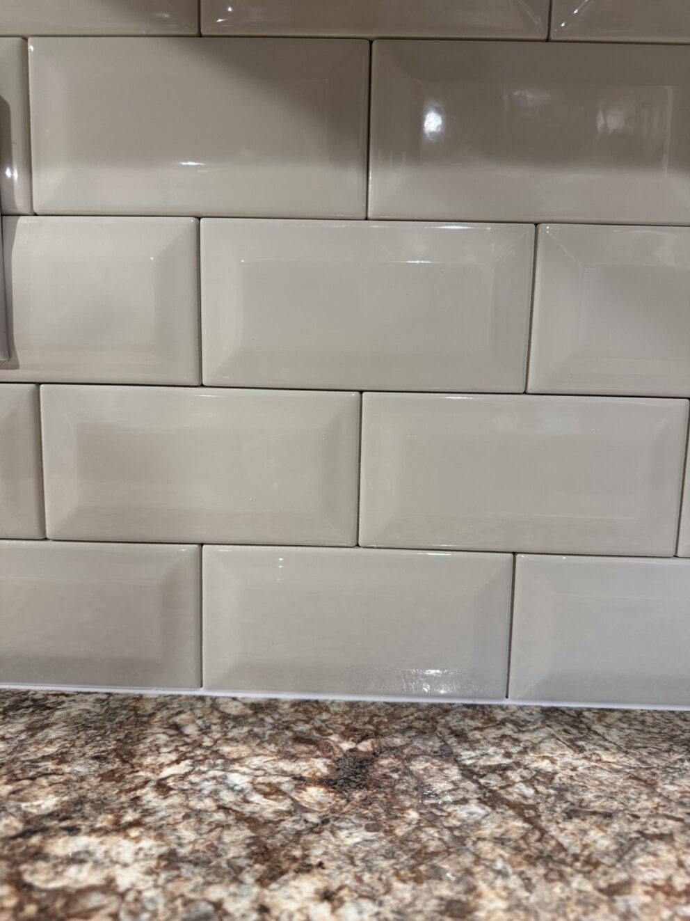 Ceramic Backsplash - Biscuit Ceramic Tile (Upgrade)