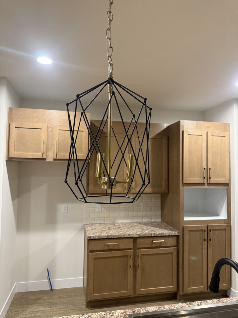 Lighting - Black Wire 3 Light Lantern Pendant